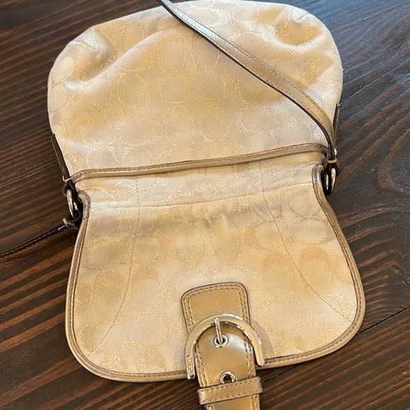 Coach crossbody mini purse - Picture 3 of 5
